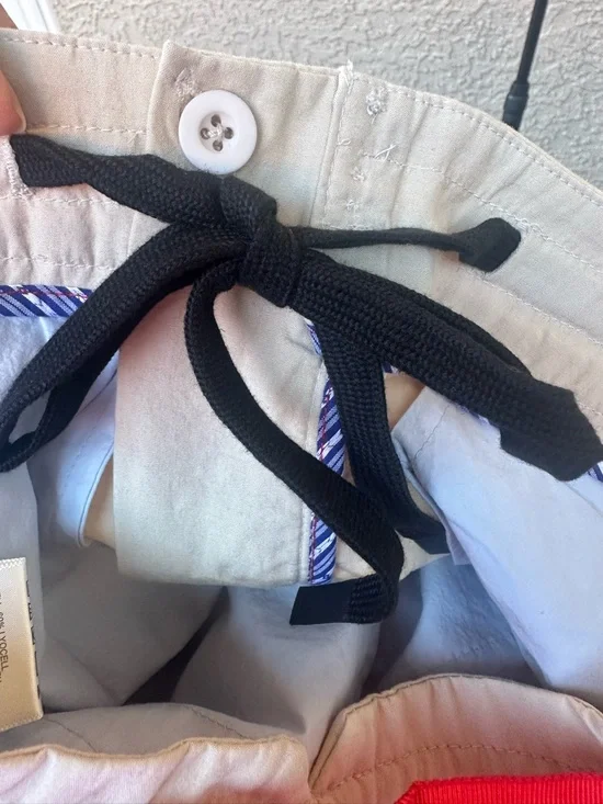 FREE PEOPLE Beige Women’s Casual Shorts with Red Belt - Picture 8 of 10